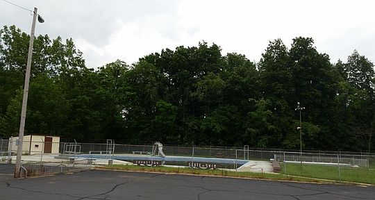 2nd image of 143 Edwards Rd
