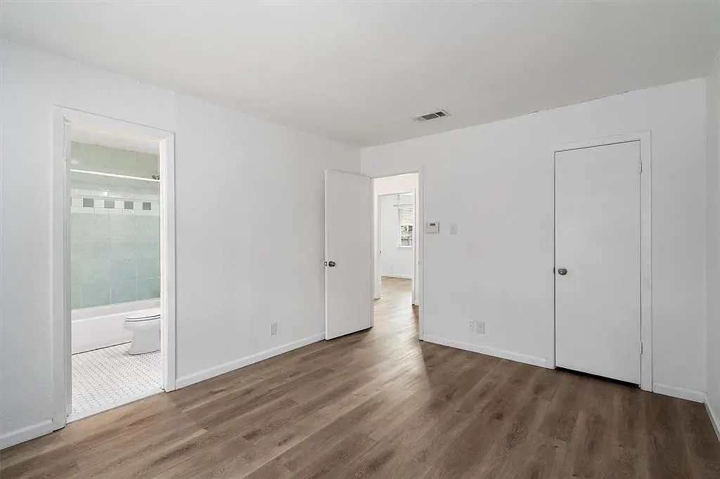 Broadoaks11908 — Photo 1