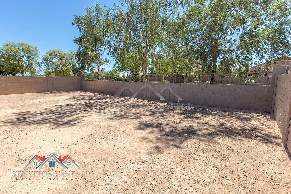 Building Photo - 5771 E Thetis Dr