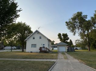 1706 4th Ave N, Moorhead, MN 56560