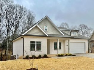 1118 Cross Pointe Dr, Cookeville, TN 38506