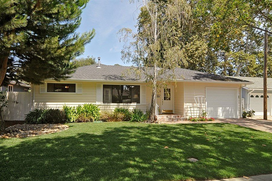 1st image of 1059 Merrimac Dr