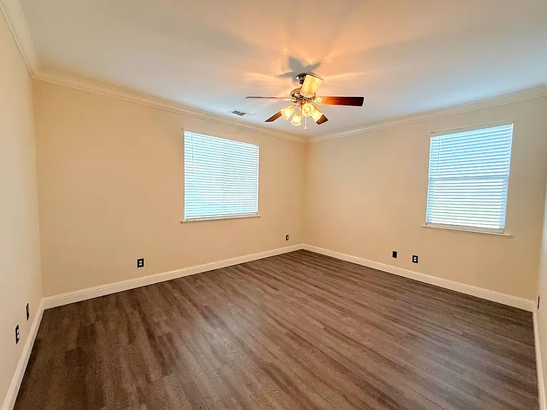 110 Montage Dr — Photo 13