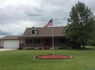 10484 W Cullman Rd, Oak Harbor, OH 43449