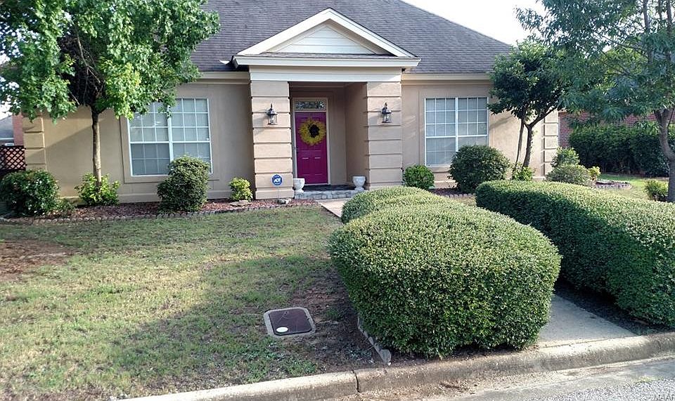 1st image of 8536 Hampshire Dr
