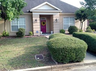 8536 Hampshire Dr, Montgomery, AL 36117