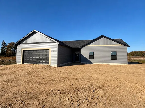 1078 24th St, Allegan, MI 49010