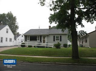2239 Fairmont St, Manitowoc, WI 54220