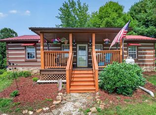 85 Volunteer Ridge Trl, Hillsville, VA 24343