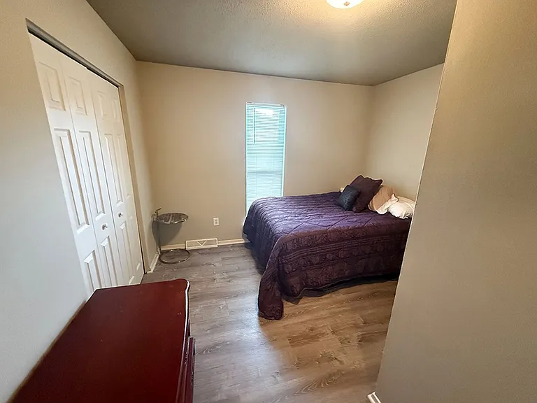 212 Wheaton Ct — Photo 11
