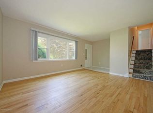 226 Martin Pl, Middletown, NJ 07748