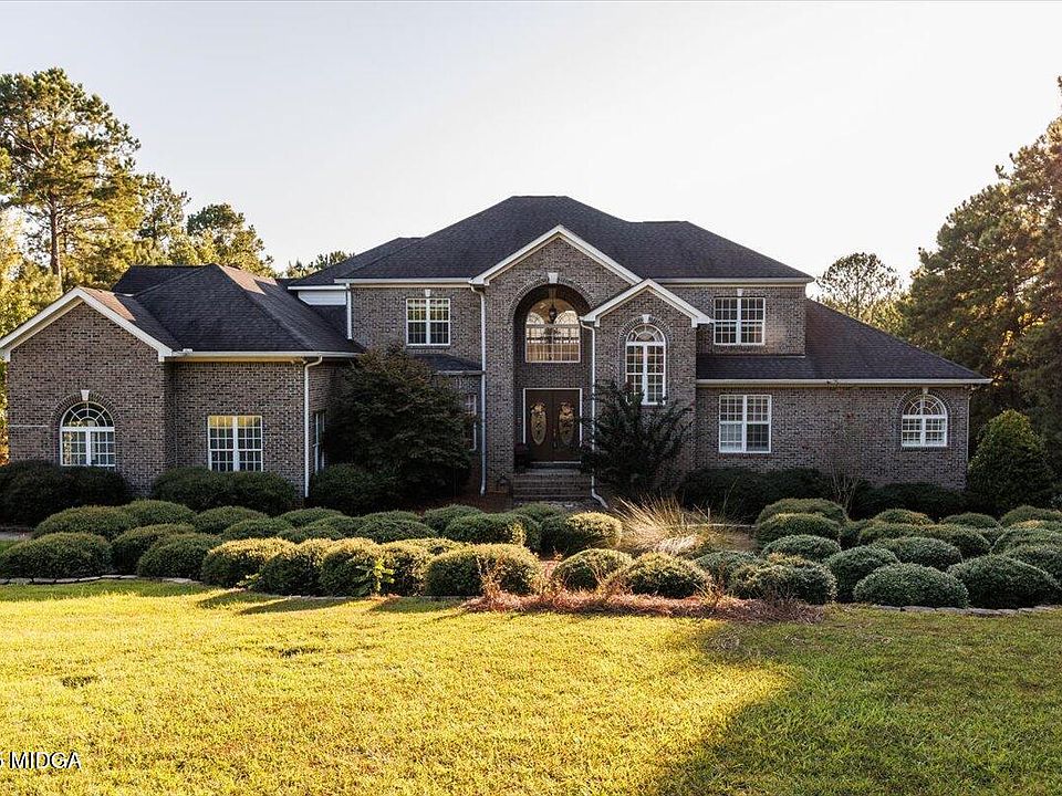 1st image of 176 Tumbling Shoals Dr