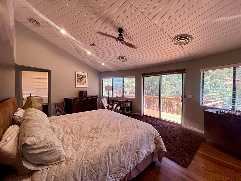 335 Foothills South Dr — Photo 43