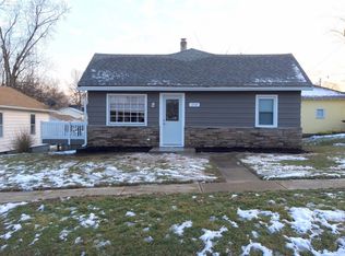 210 E Mill St, Rochester, IL 62563