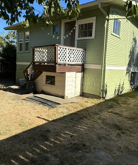 106 Newton St — Photo 22