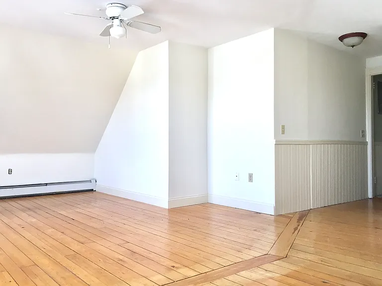 35 E Bowery St #3 — Photo 9