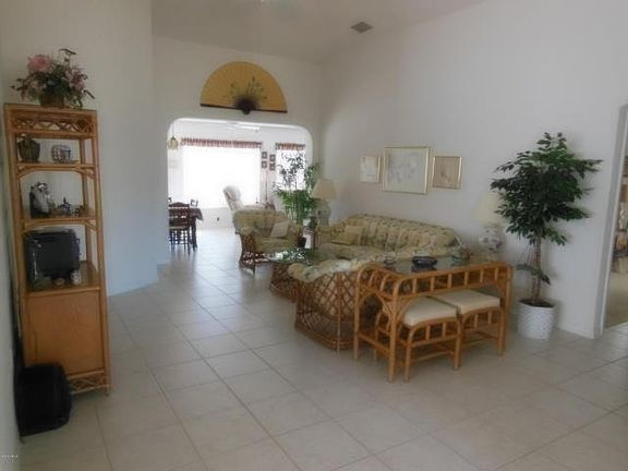 3rd image of 1221 Indian Oaks Dr