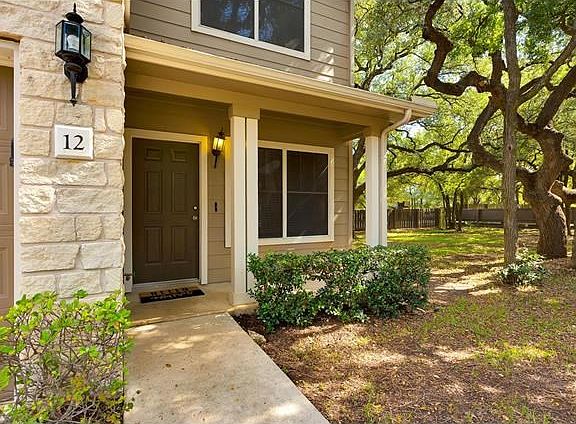#12 sits in a quaint cul de sac surrounded by mature trees.
