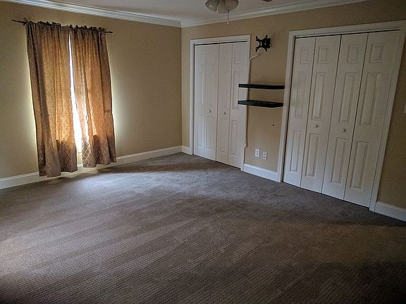 2nd image of 3990 Stillwater Dr