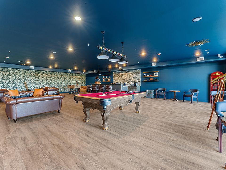Club Room