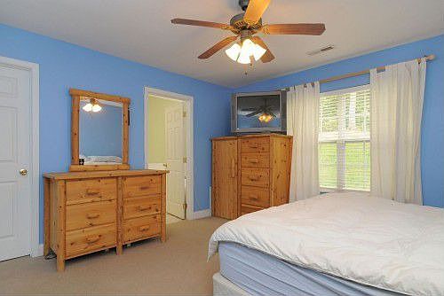 5th image of 1221 Chesty Puller Cir