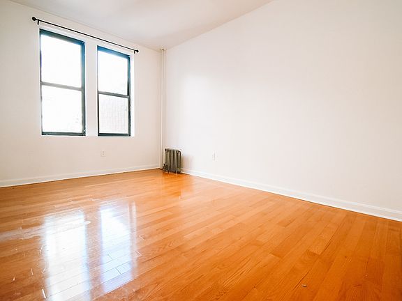 3rd image of 525 W 158th St APT 3C