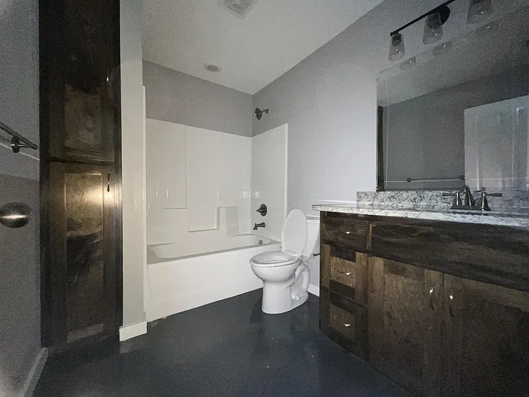 113 Isabella St — Photo 6