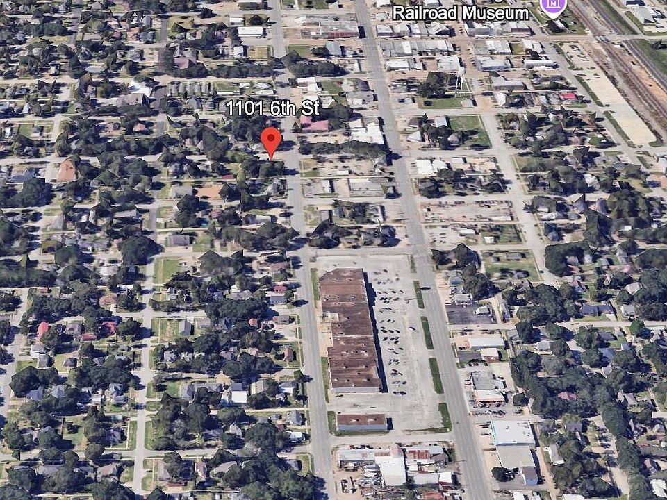 1st image of 1101 6th St