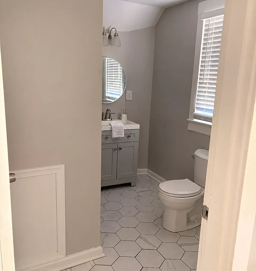 5 bed, 2.5 bath, 2088 sqft, $3,250 — Photo 1