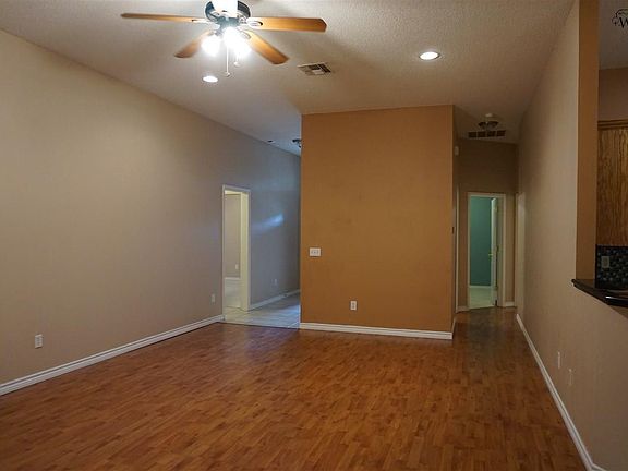5th image of 5309 Northview Dr