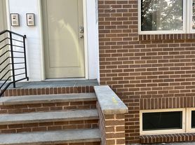 841 N 19th St, Philadelphia, PA