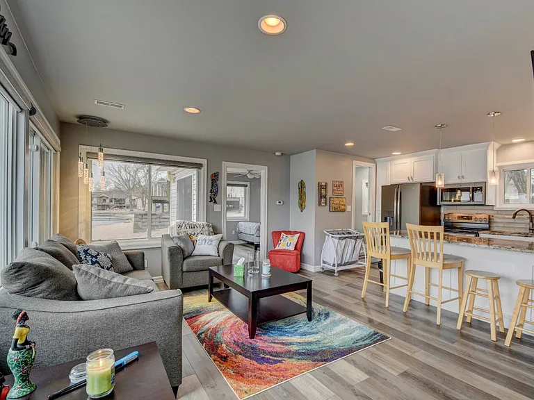 17316 Iris Cir — Photo 13