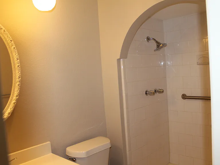 Master full restroom