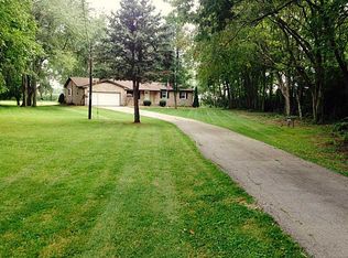 2227 W Orchard Dr, Fortville, IN 46040