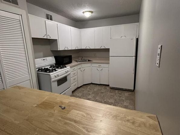 1403 Tennessee St #2