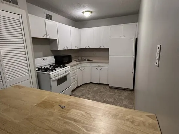 1403 Tennessee St, Lawrence, KS