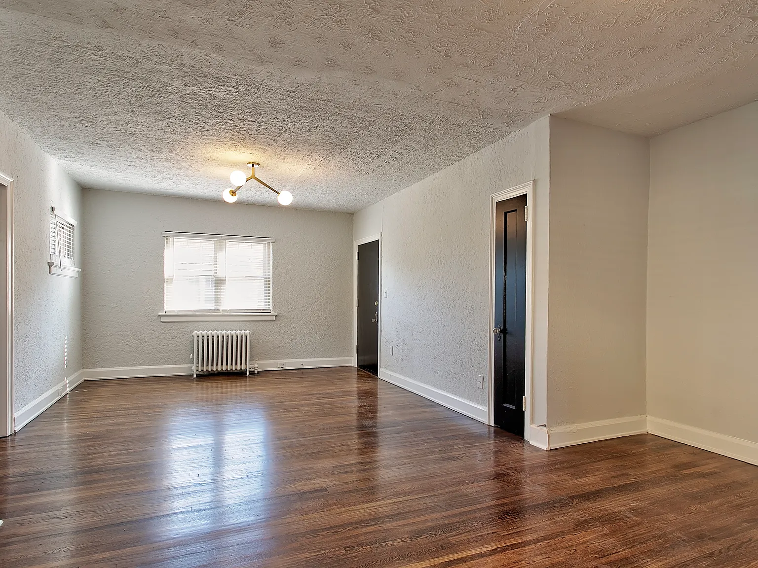 1 bed, 900 sqft, $1,245 — Photo 2