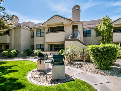 6885 E Cochise Rd APT 214, Paradise Valley, AZ, 85253