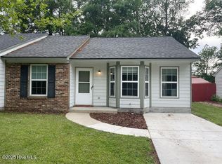 1951 Rolling Ridge Dr, Midway Park, NC 28544