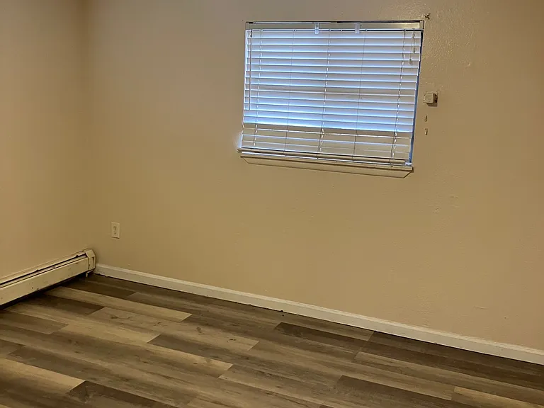 1610 Boston St #102 — Photo 7