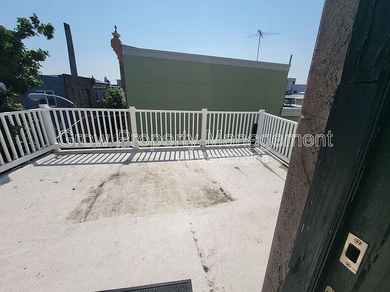1019 S 10th St — Photo 17