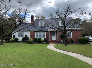 110 E Bell Street, Tabor City, NC 28463