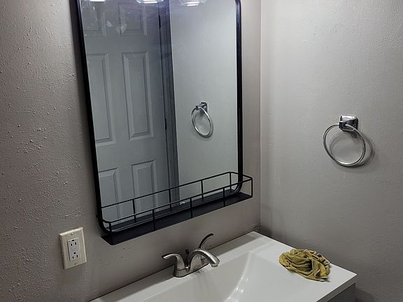 3rd image of 10708 Alliance Dr