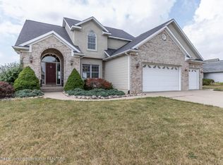 1207 Berkshire Dr, Williamston, MI 48895