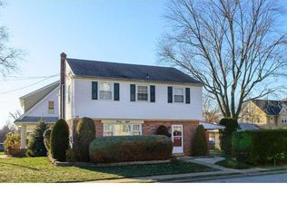48 E Benedict Ave, Havertown, PA 19083