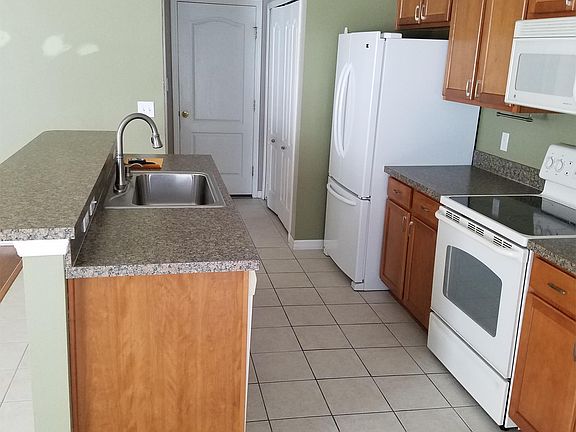 3rd image of 2016 Portcastle Cir