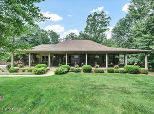 6100 Bohannon Ln, La Grange, KY 40031