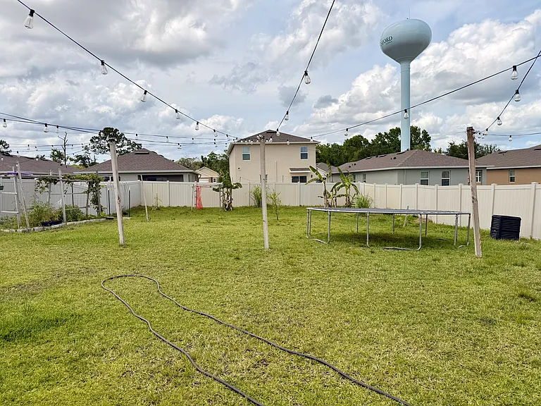 2250 Hidden Palm Dr — Photo 10