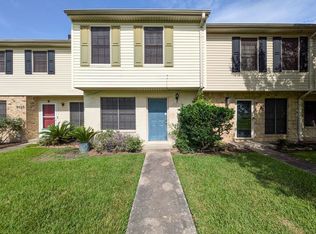 9030 Glen Meadow Ln, Beaumont, TX 77706