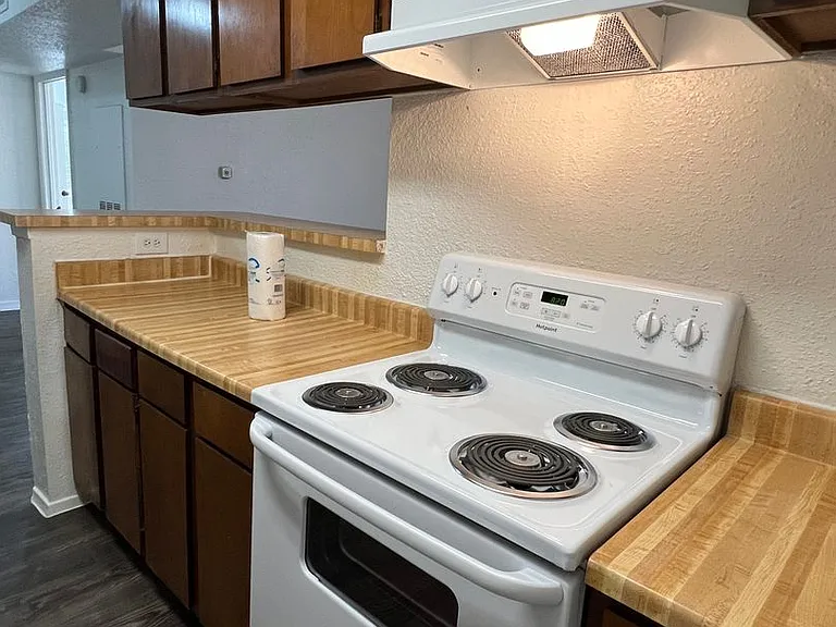 Cypresswood Crossing Apartments — Photo 66